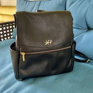 Freshly Picked Ebony Mini Classic Bag ll